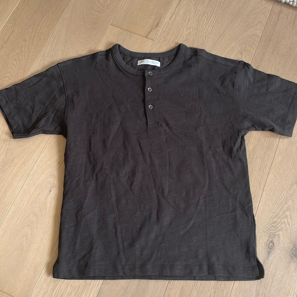 Zara boys black Henley top size 9-10